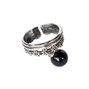 Petapru ring hanging onix